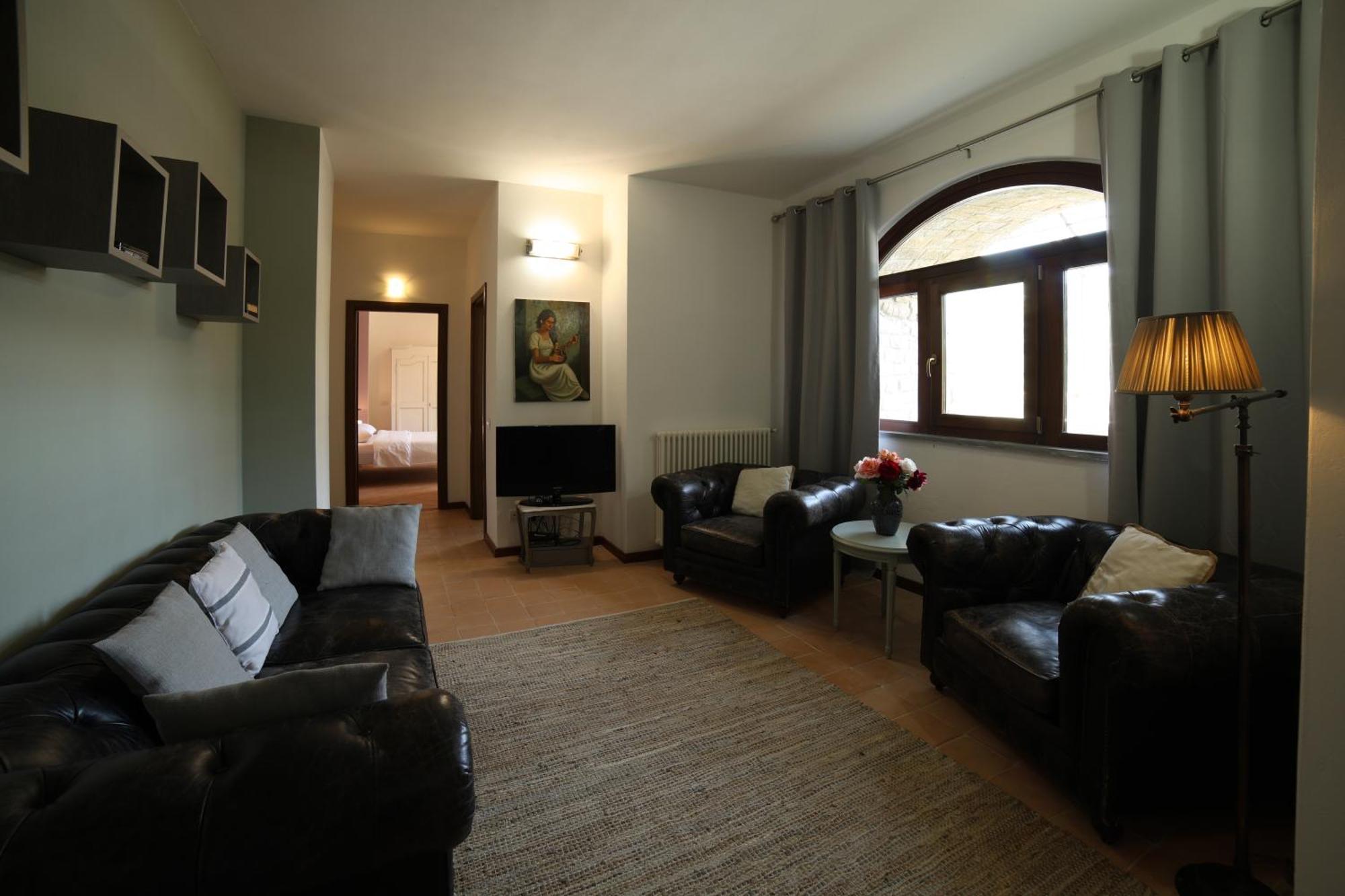 Ht Castello Di Campolongo Aparthotel Valfabbrica Exterior foto